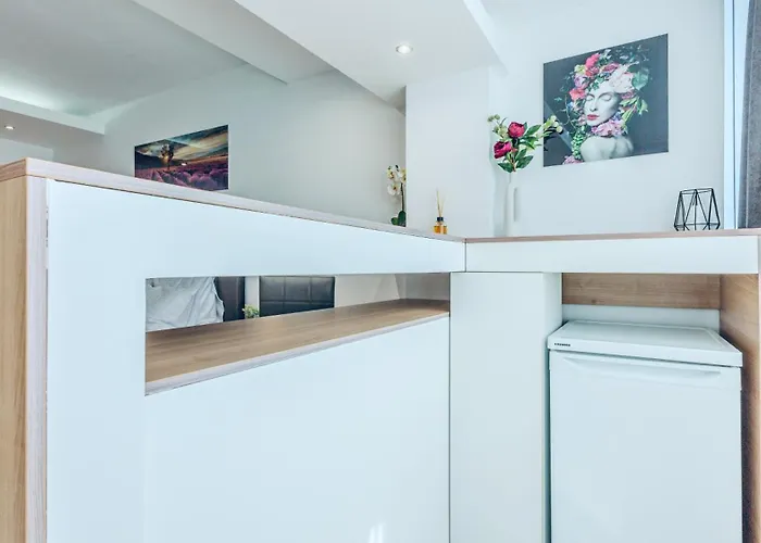 Apartment Kronstadt - Gara *